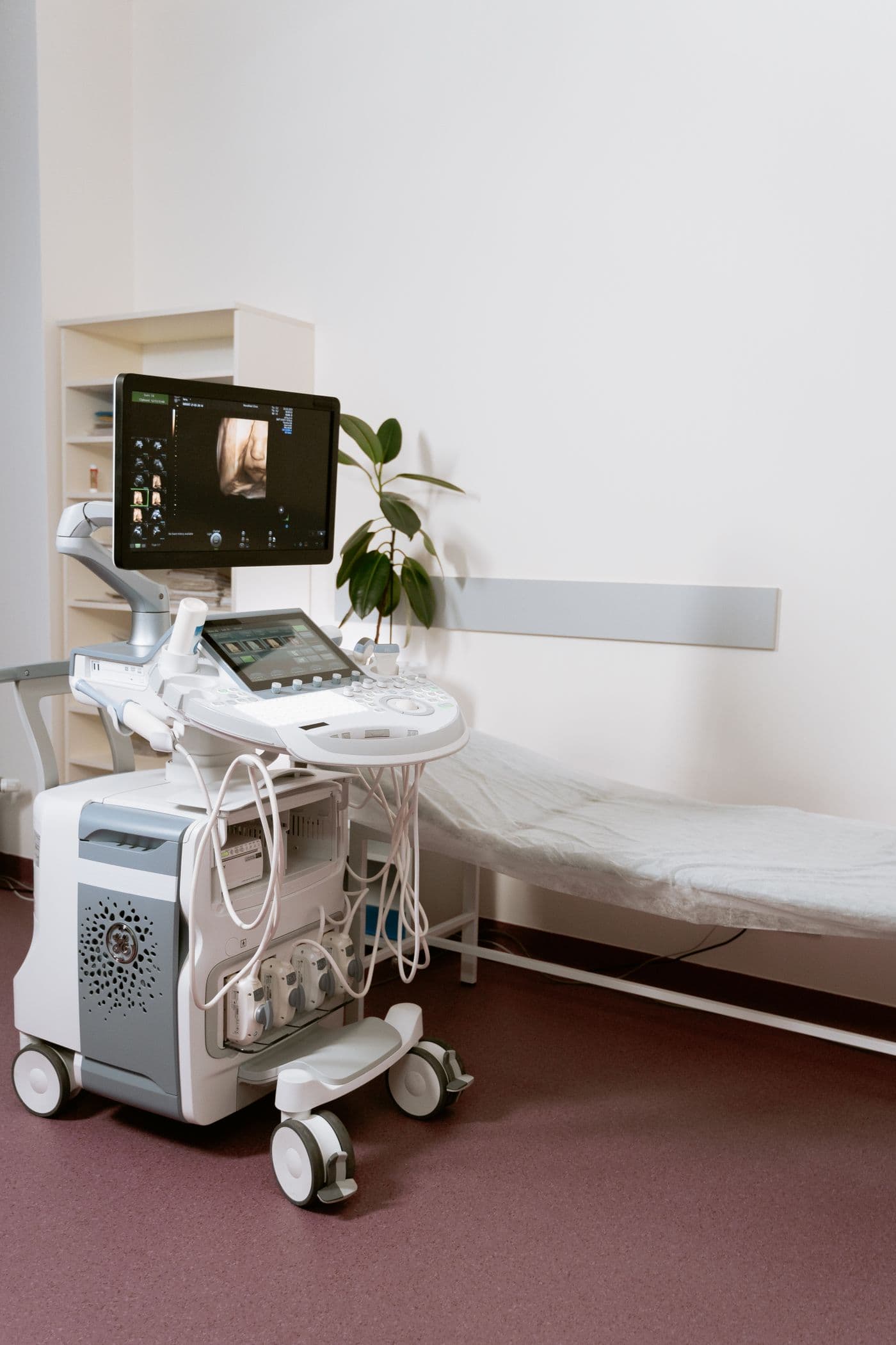 Examen d'imagerie médicale au Centre Paramédical RUKAT